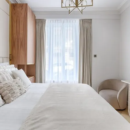 Maison En Près De Champs De Mars 4bd - The Eiffel Tower Parigi
